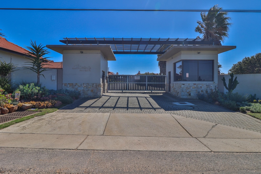 4 Bedroom Property for Sale in Theescombe Eastern Cape